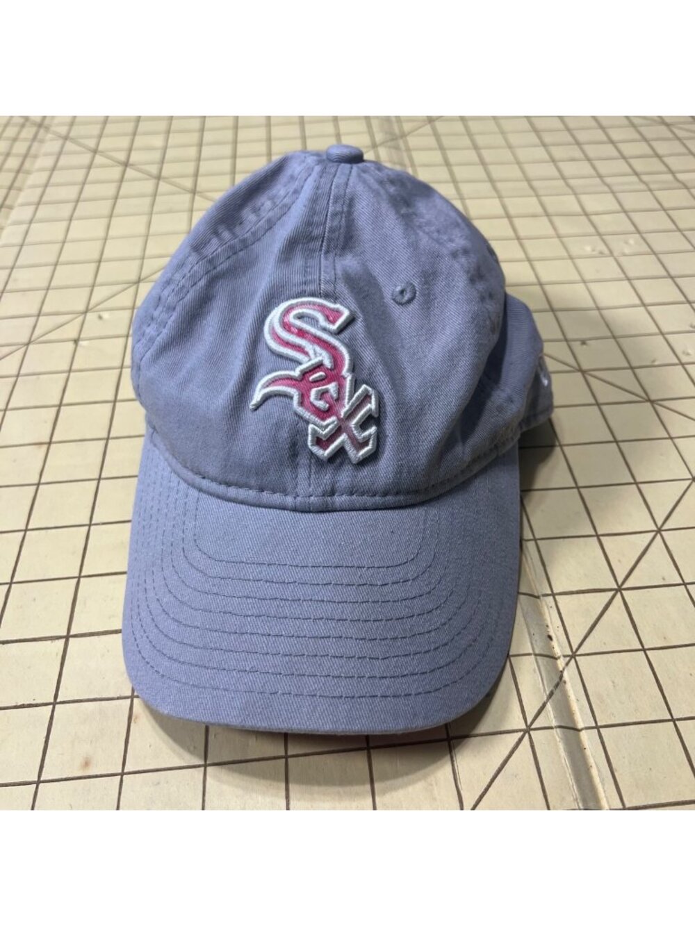 New Era Youth 9Twenty Chicago White Sox Adjustable Cap Gray Embroidered Logo